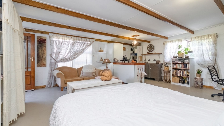 4 Bedroom Property for Sale in Pearly Beach Western Cape